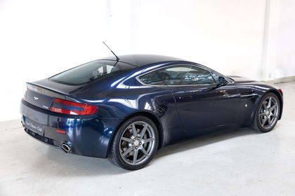 Aston Martin V8 Vantage 4.3 V8 - Factory Demo - Fully Serviced -