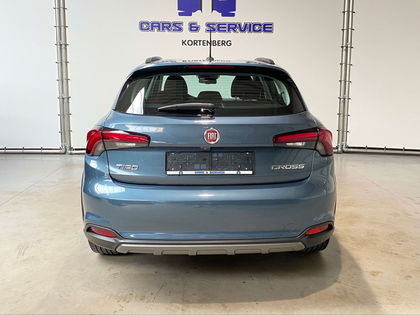 Fiat Tipo 1.6d Cross - LED, PDC, Navi, Camera, DAB, 17", ...