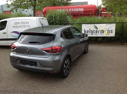 Renault Clio Evolution Full Hybrid