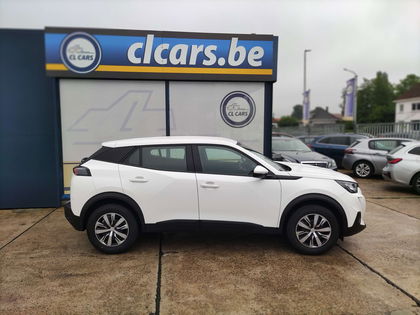 Peugeot 2008 1.2 PureTech/Navi/Camera/Cruise/Laneassist