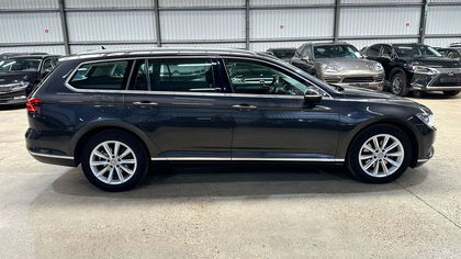 Volkswagen Passat Variant 1.6 CR TDi Highline Business DSG