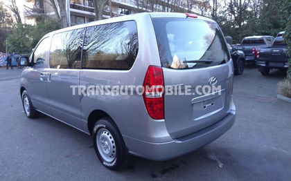 Hyundai H-1 Minibus 12 places GLX