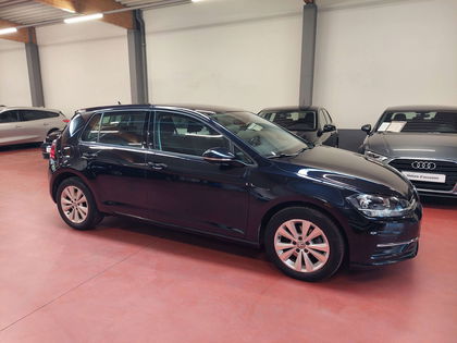 Volkswagen Golf 1.6 TDi + DSG + NAVI / CarPLAY / CAM / LED / ACC