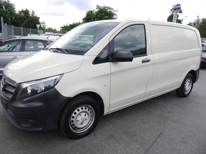 Mercedes Vito 2.2 DIES*AUTOM*UTILITAIRE*3PLACES*AIRCO*GPS*