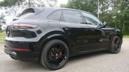 Porsche Cayenne 3.0 Turbo V6 Tiptronic S