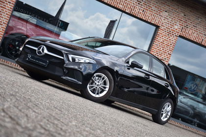 Mercedes A-Class 160 Navi| Led| Camera| Sensoren| alu's|Tel kit|Carplay