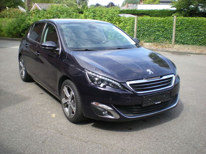 Peugeot 308 1.2 PureTech Allure STT