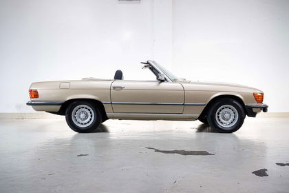 Mercedes SL 350 SL - 3.5L V8 - German Delivered -