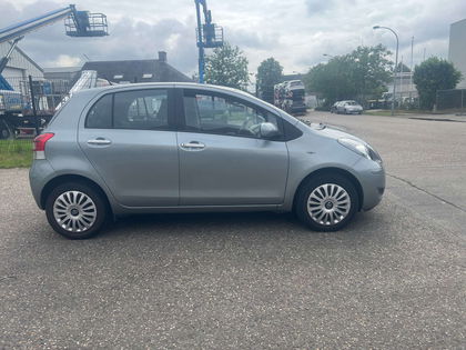 Toyota Yaris 1.0i VVT-i Eco