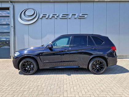 BMW X5 xDrive30d M-Sport full option top condition