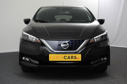 Nissan LEAF N-Connecta 40 kWh | € 2000,- subsidie mogelijk particulier! | Navigatie | Bluetooth | Cruise Control | Lichtmetalen Velgen | Camera