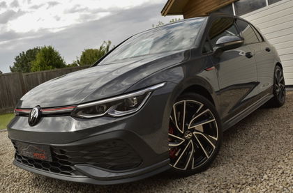 Volkswagen Golf GTI DSG Clubsport "LED-GPS-ALCANTARA-PANODAK-HARMAN KARDAN"