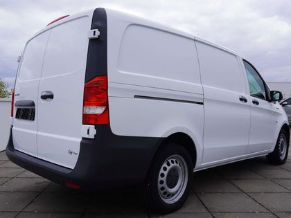 Mercedes Vito e Vito/32.946€ excl/navigatie/parktronic/vloer