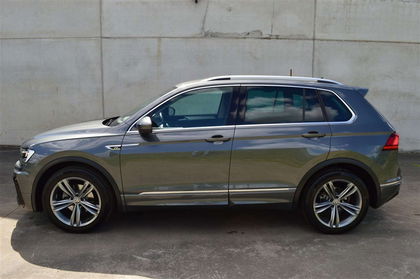 Volkswagen Tiguan R-Line 1.4 TSI 125Pk / CARPLAY / LED / TREKHAAK