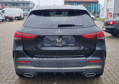 Mercedes GLA 180 AMG Line / 20.000KM / Toit ouvrant / TVA Déduct