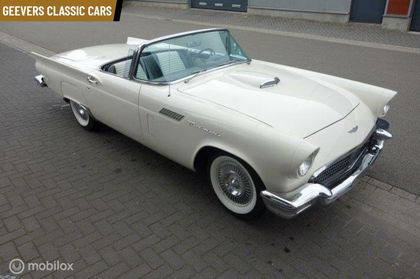 Ford Thunderbird CONVERTIBLE