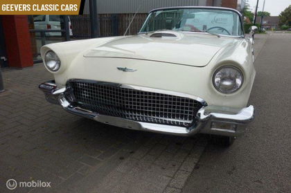 Ford Thunderbird CONVERTIBLE