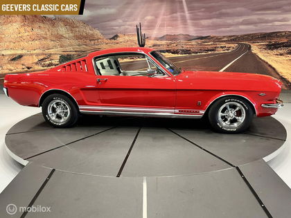 Ford Mustang FASTBACK