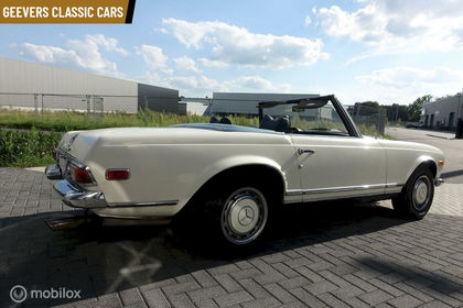 Mercedes 280 SL PAGODE CABRIOLET 2 TOPS HANDGESCHAKELD