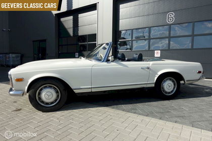 Mercedes 280 SL PAGODE CABRIOLET 2 TOPS HANDGESCHAKELD