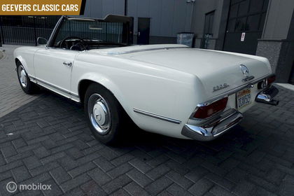 Mercedes 230 SL Pagode AUTOMATIC 2 TOPS CABRIOLET