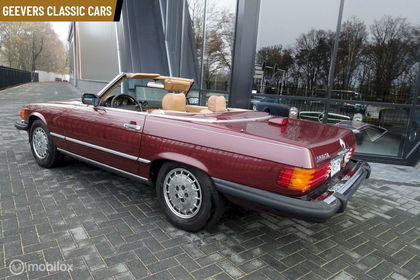 Mercedes 560 W107 560SL AUTOMATIC 2 TOPS CABRIOLET