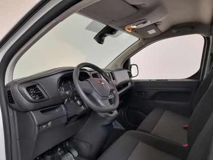 Opel Vivaro 2.0 CDTI L2H1 145PK Edition Automaat Airco  App connect Trekhaak Navigatie