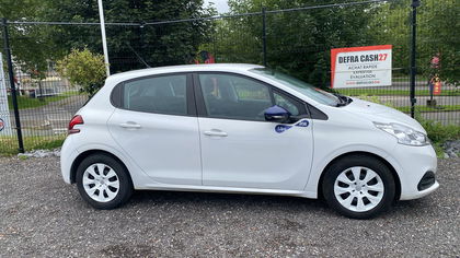 Peugeot 208 208 Like 1.0i # 2016 # 106000km # Garantie # Car-Pass #