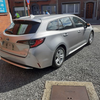 Toyota Corolla 1.8 hybrid automaat SW DYNAMIC+LED LIGHTS+GPS+CAMERA