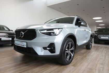 Volvo XC40 2.0 B3*DARK PLUS*LED*H&K*CAMERA*TREKHAAK*10.000KM