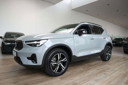 Volvo XC40 2.0 B3*DARK PLUS*LED*H&K*CAMERA*TREKHAAK*10.000KM