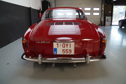 Volkswagen Karmann Ghia Restored Beautiful driver (1969)