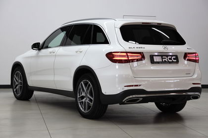 Mercedes GLC 220 d 4M AMG Line Trekhaak LED-ILS Camera COMAND