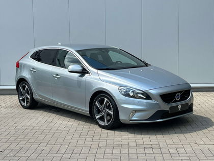 Volvo V40 ✅ 1.6 D2 R-Design Powershift Xenon Navi Leer