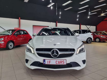 Mercedes CLA 180 Urban**XENIN**LEDER**AIRCO**ALU-VELGEN**LED**1.EIG