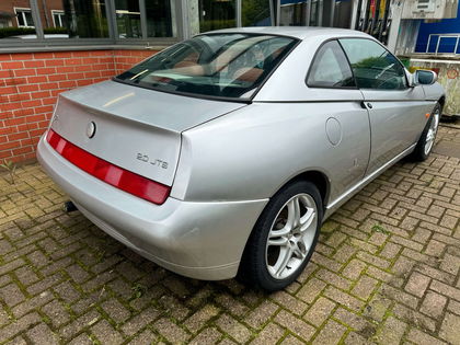 Alfa Romeo GTV 2.0i 16v JTS Medio