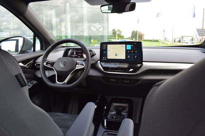 Volkswagen ID.5 Pro Performance / NAVI / CAMERA / APPLECAR PLAY