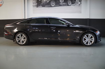 Jaguar XJ XJ-L 5.0 Low Mileage (2011)