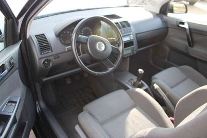 Volkswagen Polo Sedan 1.2i Airco inclusief 2 JAAR garantie!