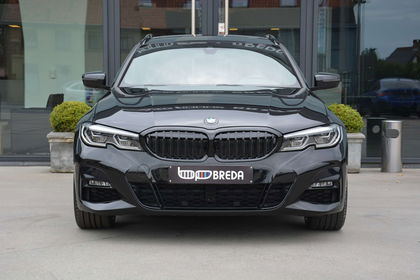 BMW Serie 3 320 i Touring M-sport/Pano/LASER/Leder/Cam/Alu 18"