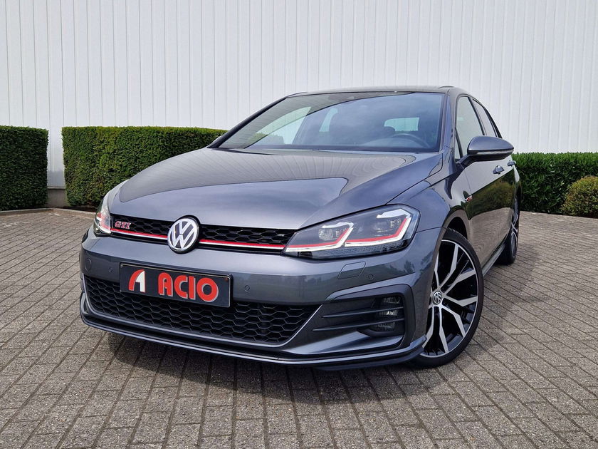 Volkswagen Golf GTI