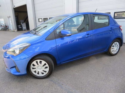 Toyota Yaris Active & Pack Y-OUNG