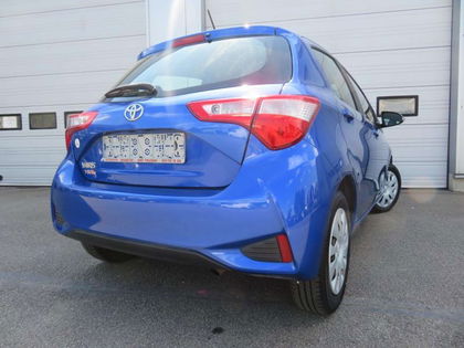 Toyota Yaris Active & Pack Y-OUNG