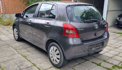 Toyota Yaris 1.3i GARANTIE / 77.000KM / AIRCO