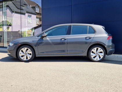 Volkswagen Golf 1.5 TSI Active + KIT HIVER