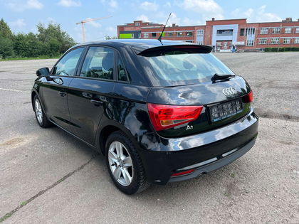 Audi A1 Sportback 1.6 TDi//gps//clim///garantie