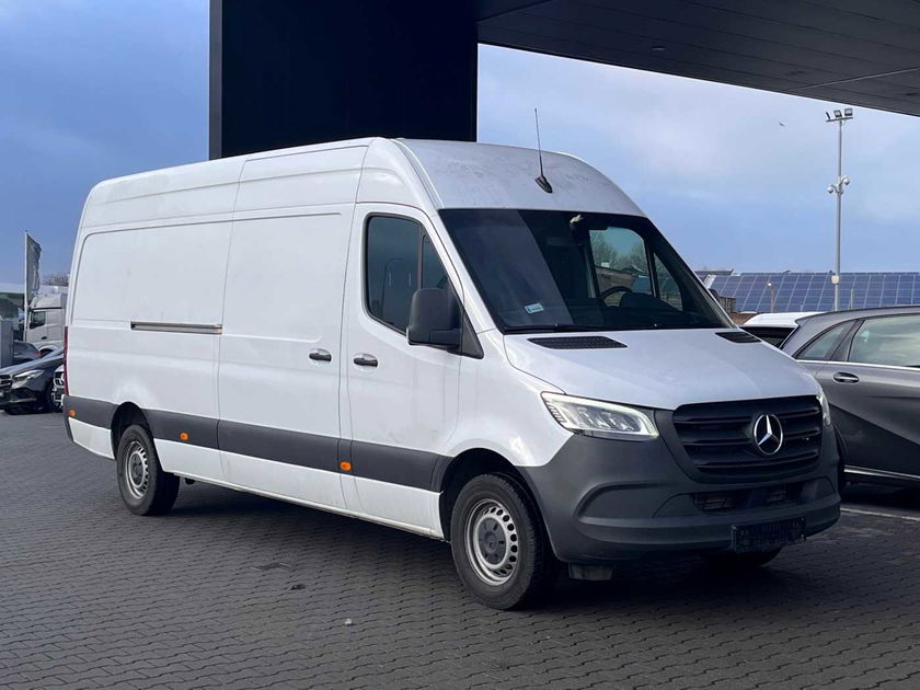 Mercedes Sprinter