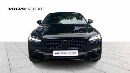 Volvo S90 Recharge Ultimate Dark, T8 AWD plug-in hybrid