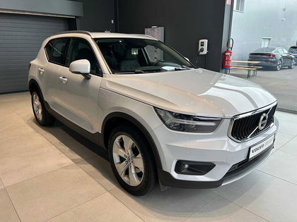 Volvo XC40 XC40 Momentum Pro, T3 (automatic)