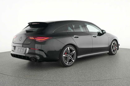 Mercedes CLA AMG 35 4MATIC Shooting Brake